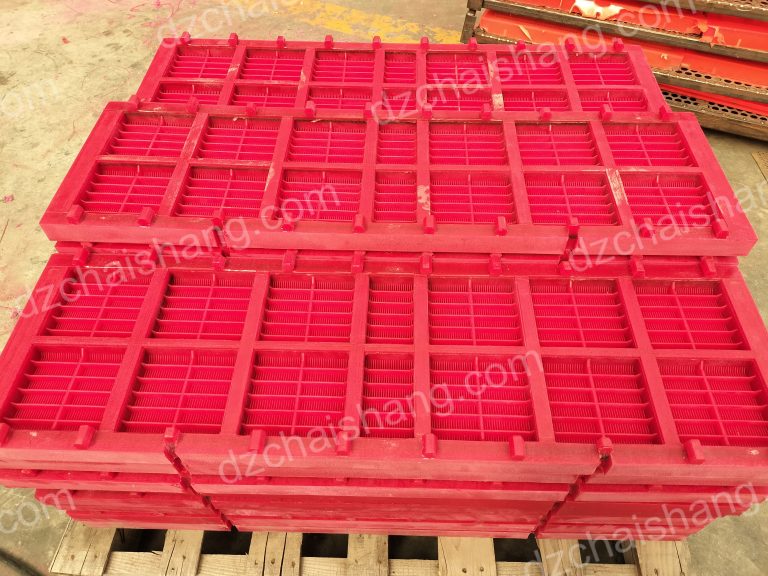 Application and maintenance of polyurethane screen plates